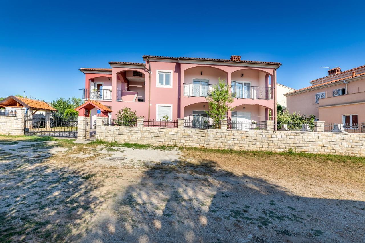 Apartman Vera Pula Zewnętrze zdjęcie