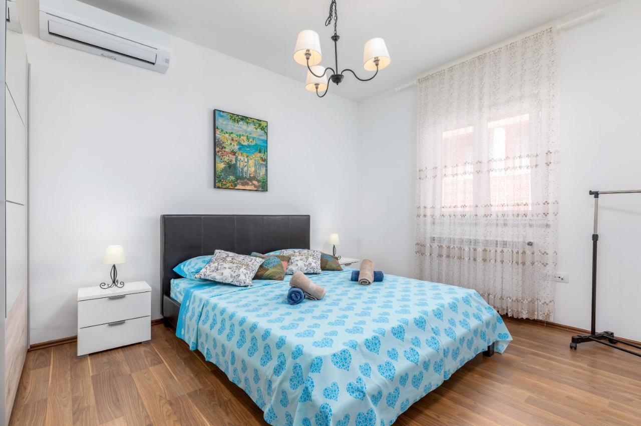 Apartman Vera Pula Zewnętrze zdjęcie